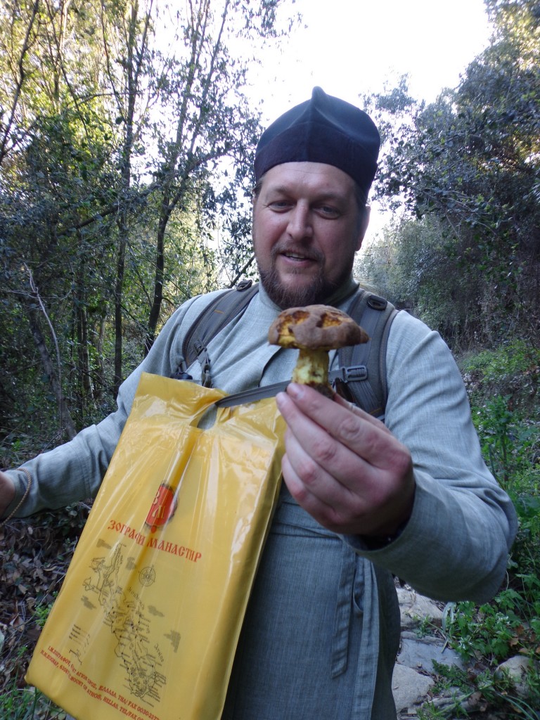 Священники Мелитопольского благочиния совершили паломничество к святыням Греции. (04.04.2014)