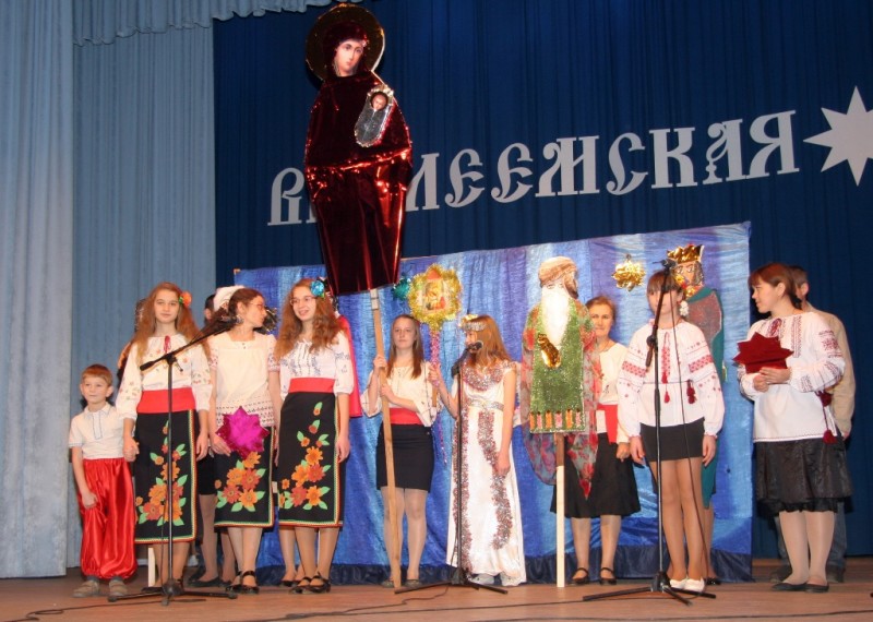 МЕЛИТОПОЛЬ. Гимн Рождества. Первый Рождественский фестиваль-конкурс «ВИФЛЕЕМСКАЯ ЗВЕЗДА» собрал все хоровые коллективы города. (17.01.2015)