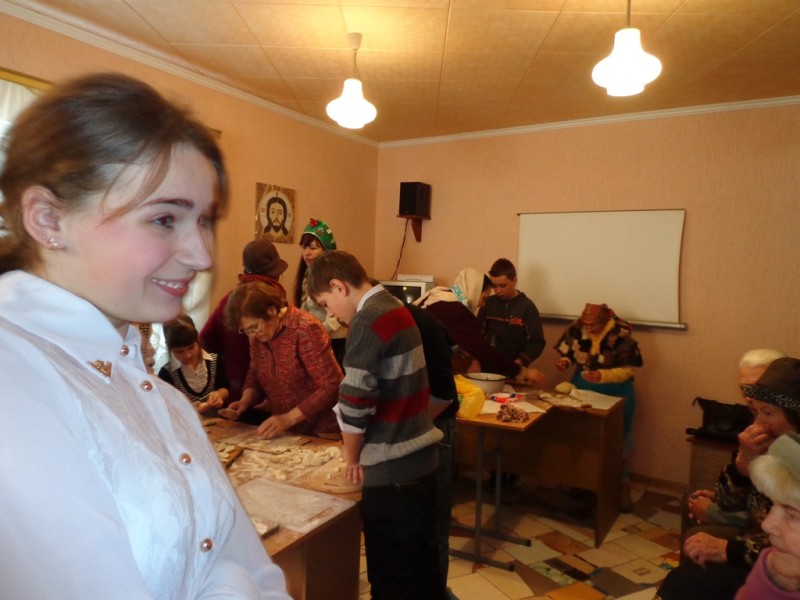 Юные "георгиевцы" и их "бабушки" познавали смысл Прощеного воскресенья. (22.02.2015)
