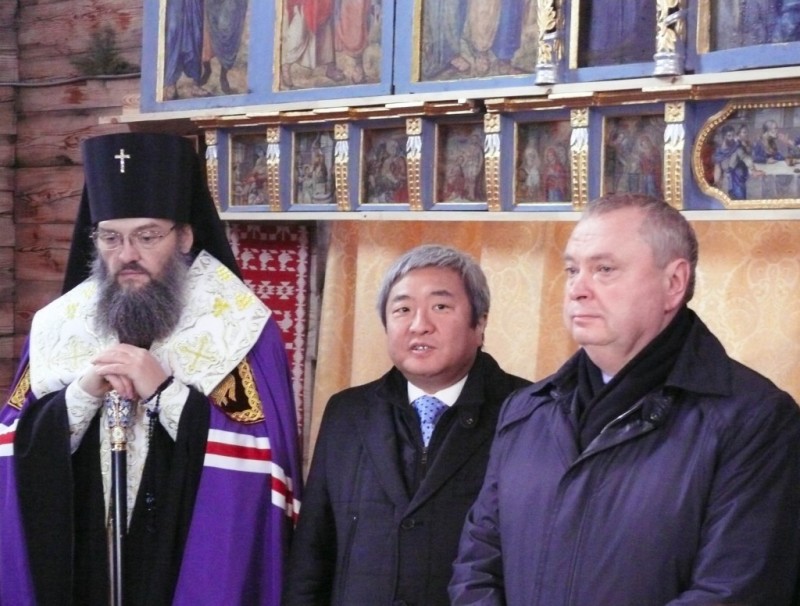 ВЛАДЫКА ЛУКА: “Почему я благословил убрать Святой Престол и иконостас из Покровского козачьего храма на Хортице?” (23.02.2015)