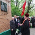 В Мелитополе на доме, где жил Герой Советского Союза Николай Лобачев, была открыта мемориальная доска в его честь. (09.05.2015)
