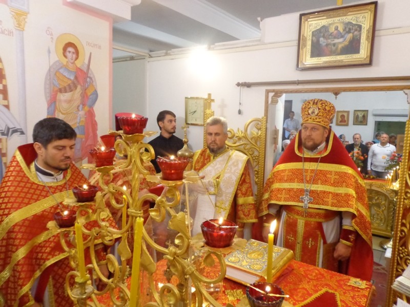 Храмовый день в церкви во имя св. мч. Веры, Надежды, Любови и матери их Софии. (30.09.2015)