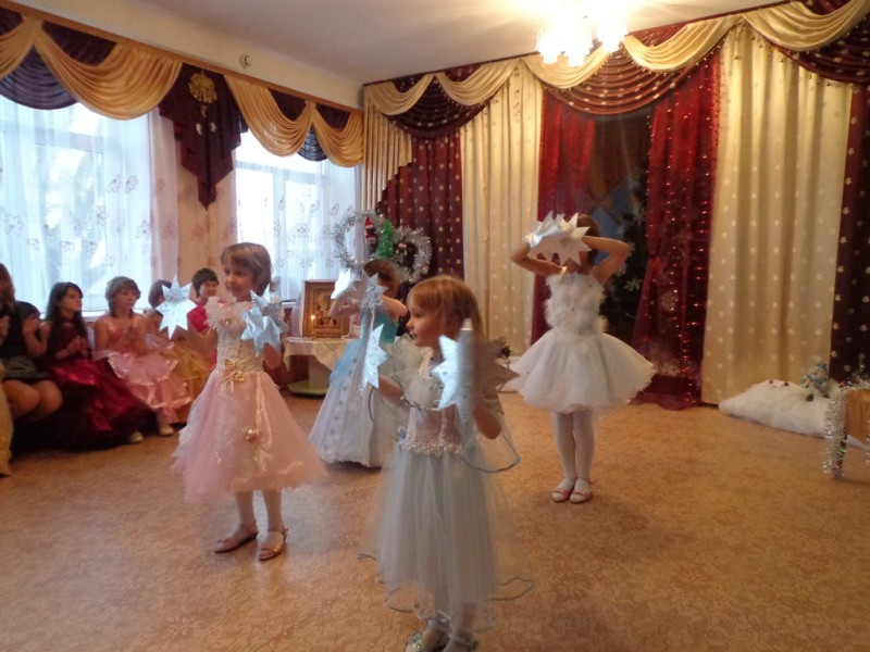 Праздник святого Николая в приюте (18.12.2015)