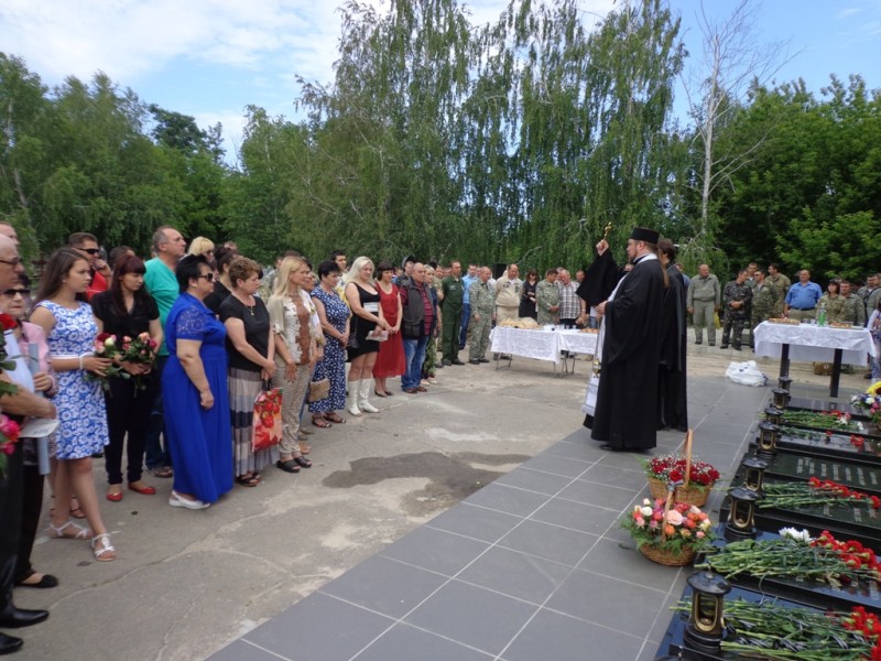 Панихида в память о гибели Мелитопольских летчиков (14.06.2016)