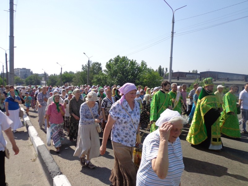 Традиционный крестный ход в День Святого Духа (20.06.2016)