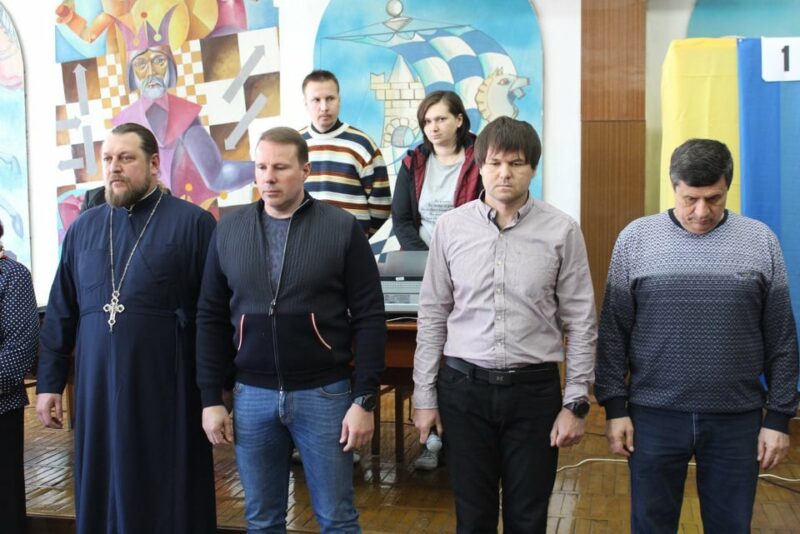 Благочинный Мелитополя посетил шахматный турнир-мемориал.