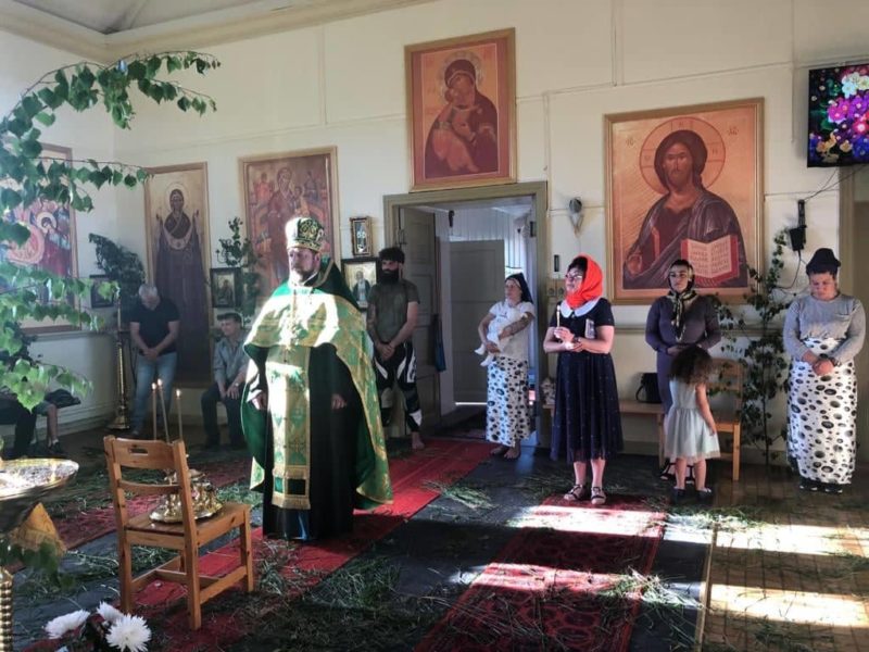 В Швеции Мелитопольским благочинным было отслужено торжественное богослужение в день Святой Троицы.