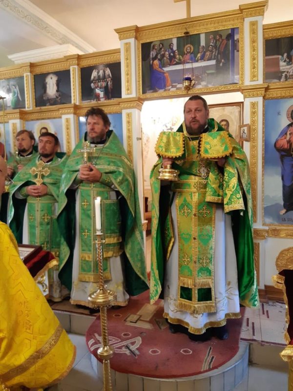 В Мелитополе поздравили благочинного с днем ангела