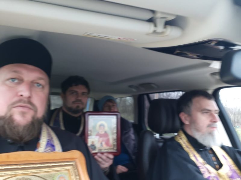 Объезд города Мелитополя с молитвой о предотвращении короновирусной эпидемии.