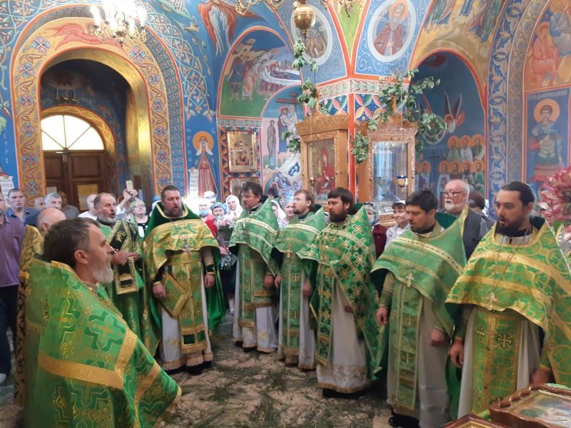 Мелитопольский автопробег в день Святого Духа.