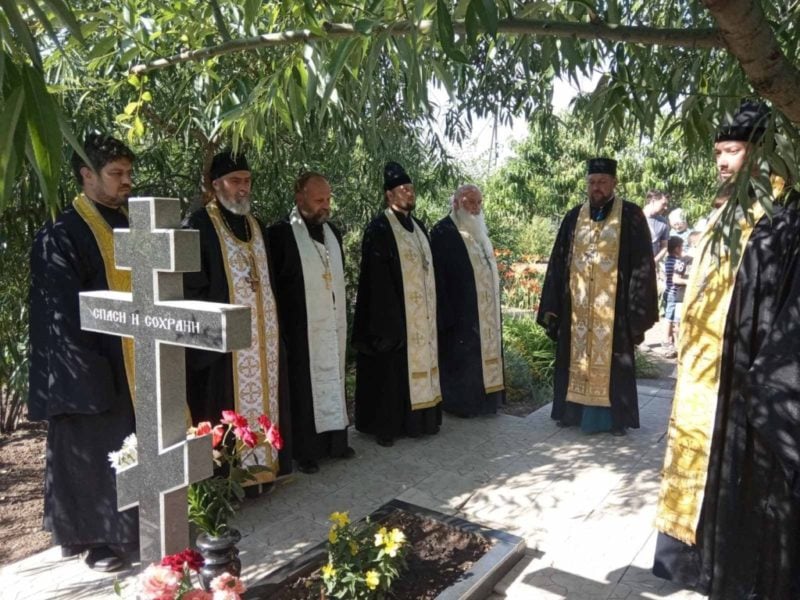 В Мелитополе помянули почившего протоиерея Игоря Казимирова.