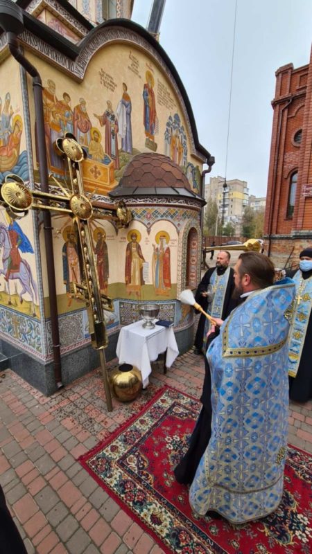 «Крест - Ангелом слава и демоном – язва»