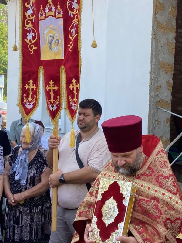 Престольный праздник в Свято-Пантелеимонов храме города Мелитополя