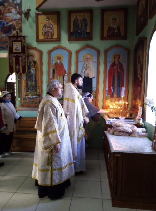 В православных храмах Мелитополя помянули жертв ДТП